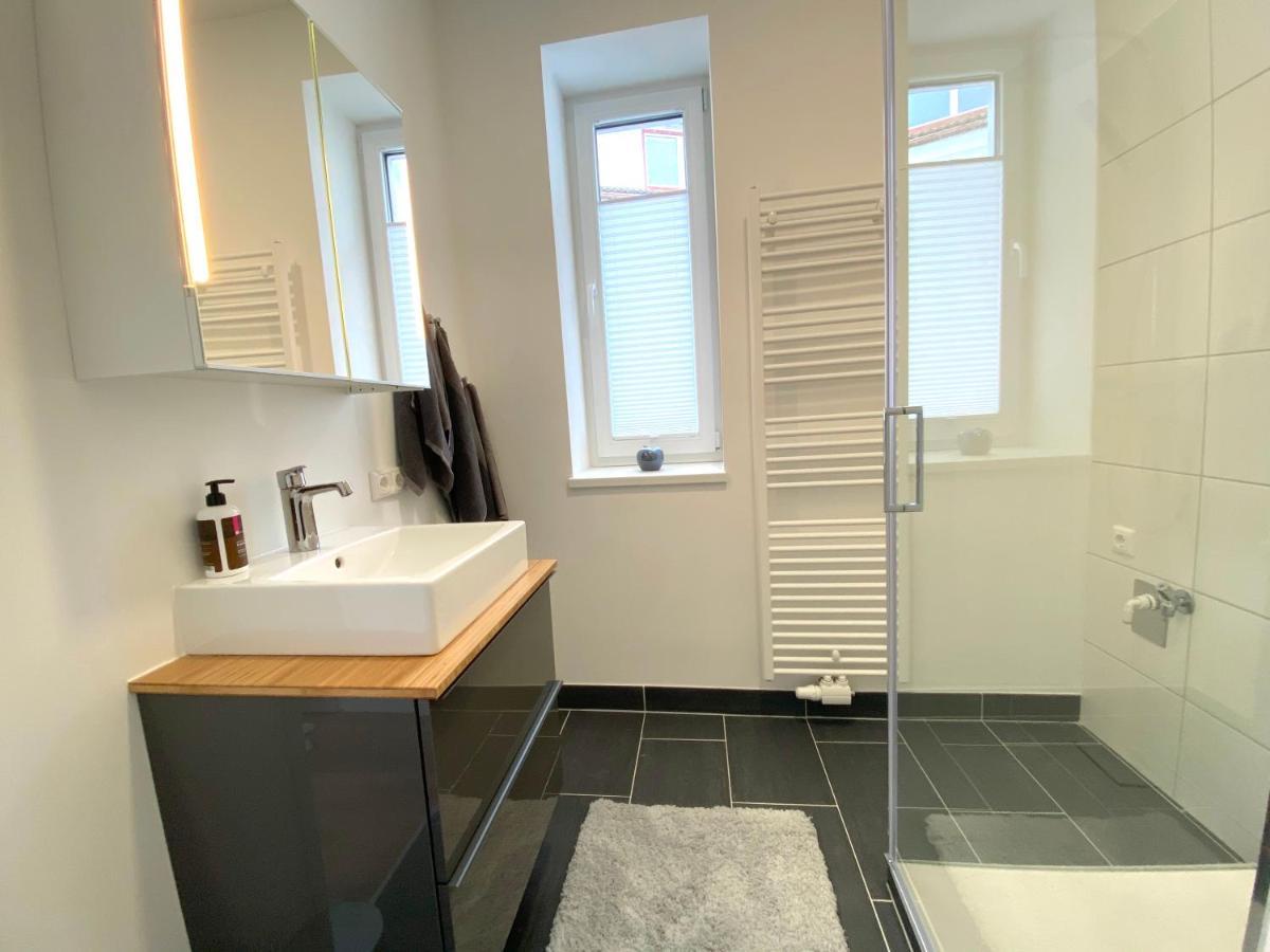 White Inn - Kuschelige Ferienwohnung Mürzzuschlag المظهر الخارجي الصورة