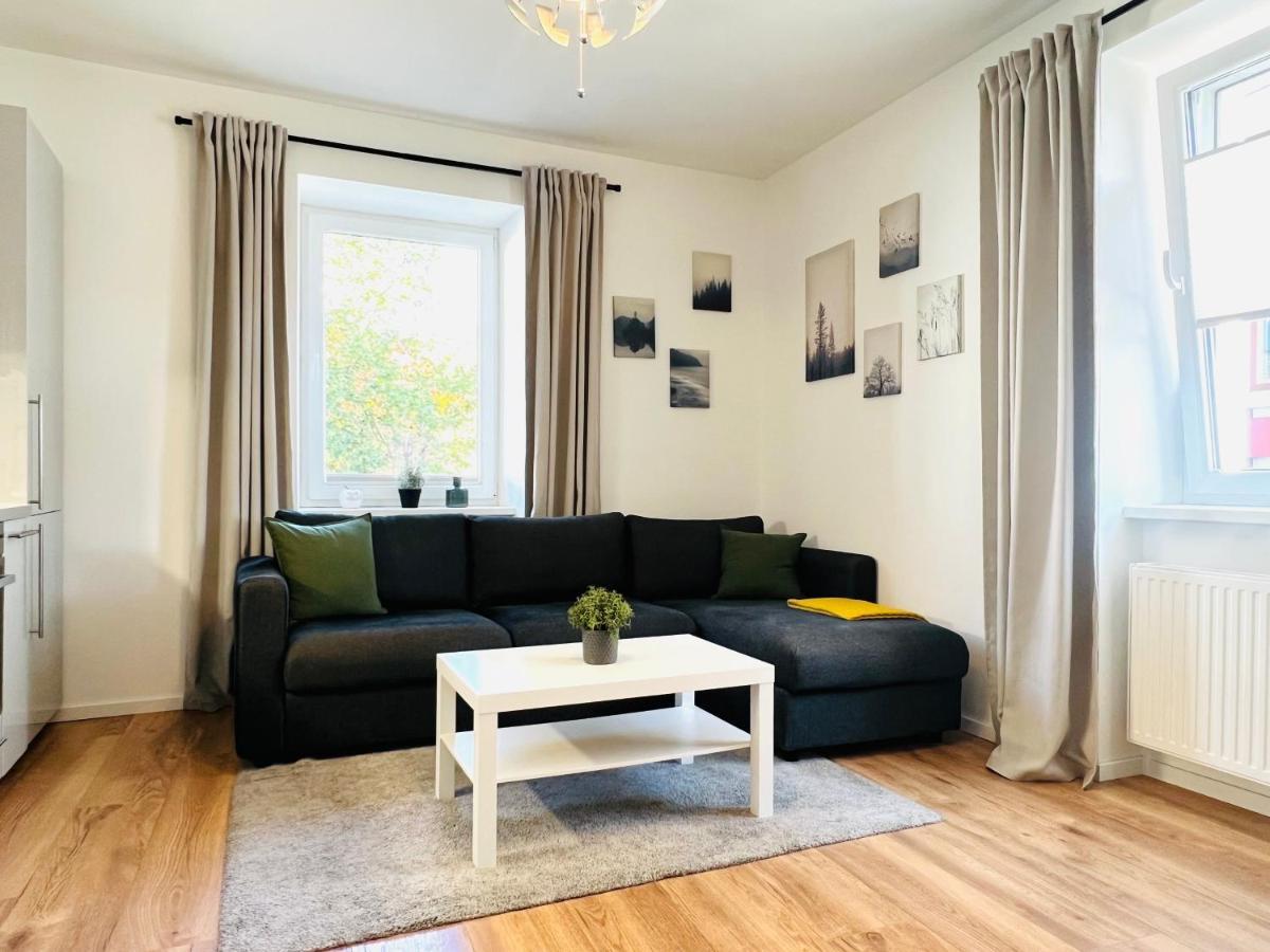 White Inn - Kuschelige Ferienwohnung Mürzzuschlag المظهر الخارجي الصورة