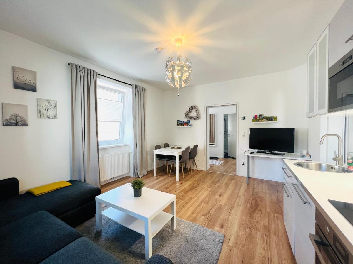 White Inn - Kuschelige Ferienwohnung Mürzzuschlag المظهر الخارجي الصورة
